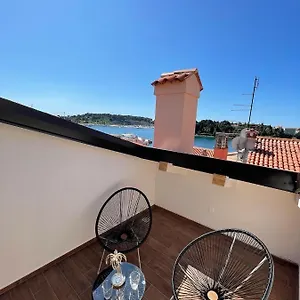  Appartement Nea Seaview 3-apartments! Croatie